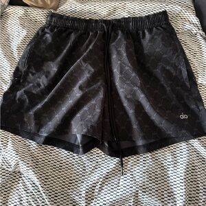 ALO DIAMOND CIRCUIT SHORTS